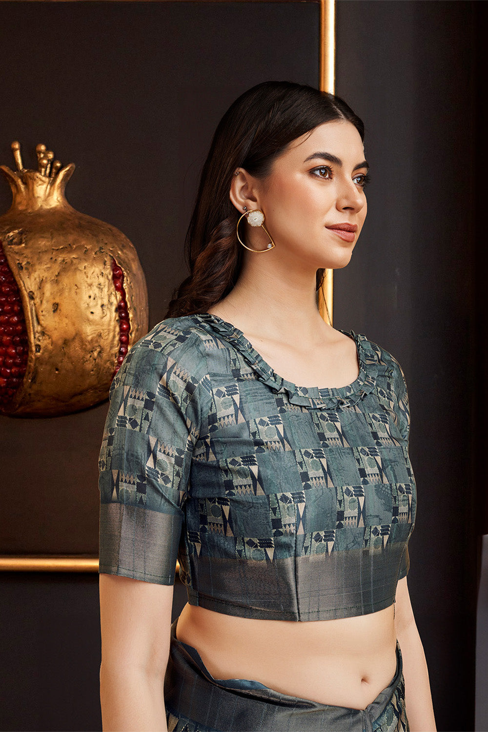 Grey Silk Geometric Printed Zari Saree
