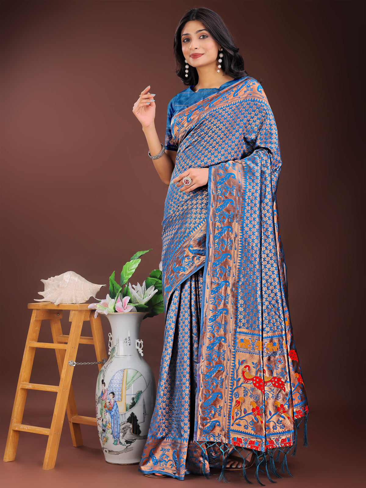 Green Silk Saree With Blouse Piece