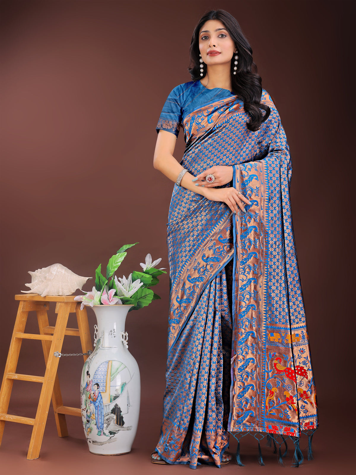 Green Silk Saree With Blouse Piece