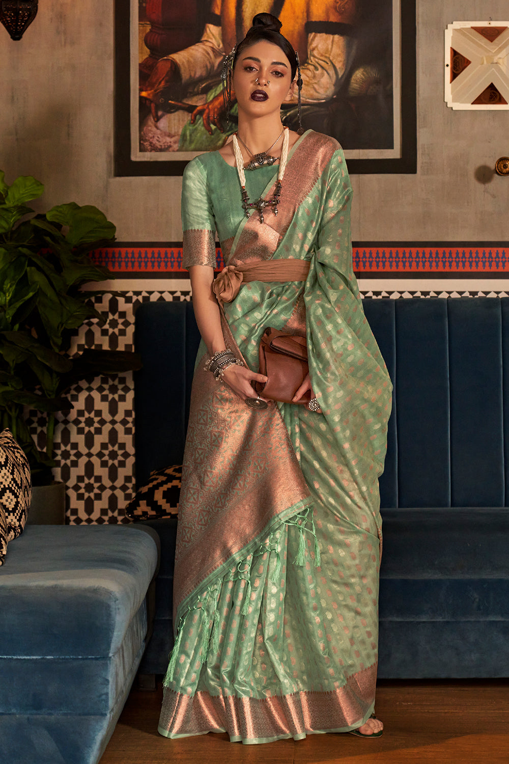 Green Patola Silk Saree with Meenakari Design - Monastoor- Indian ethnical  dress collections with more than 1500+ fashionable indian traditional  dresses and ethnical jewelleries.