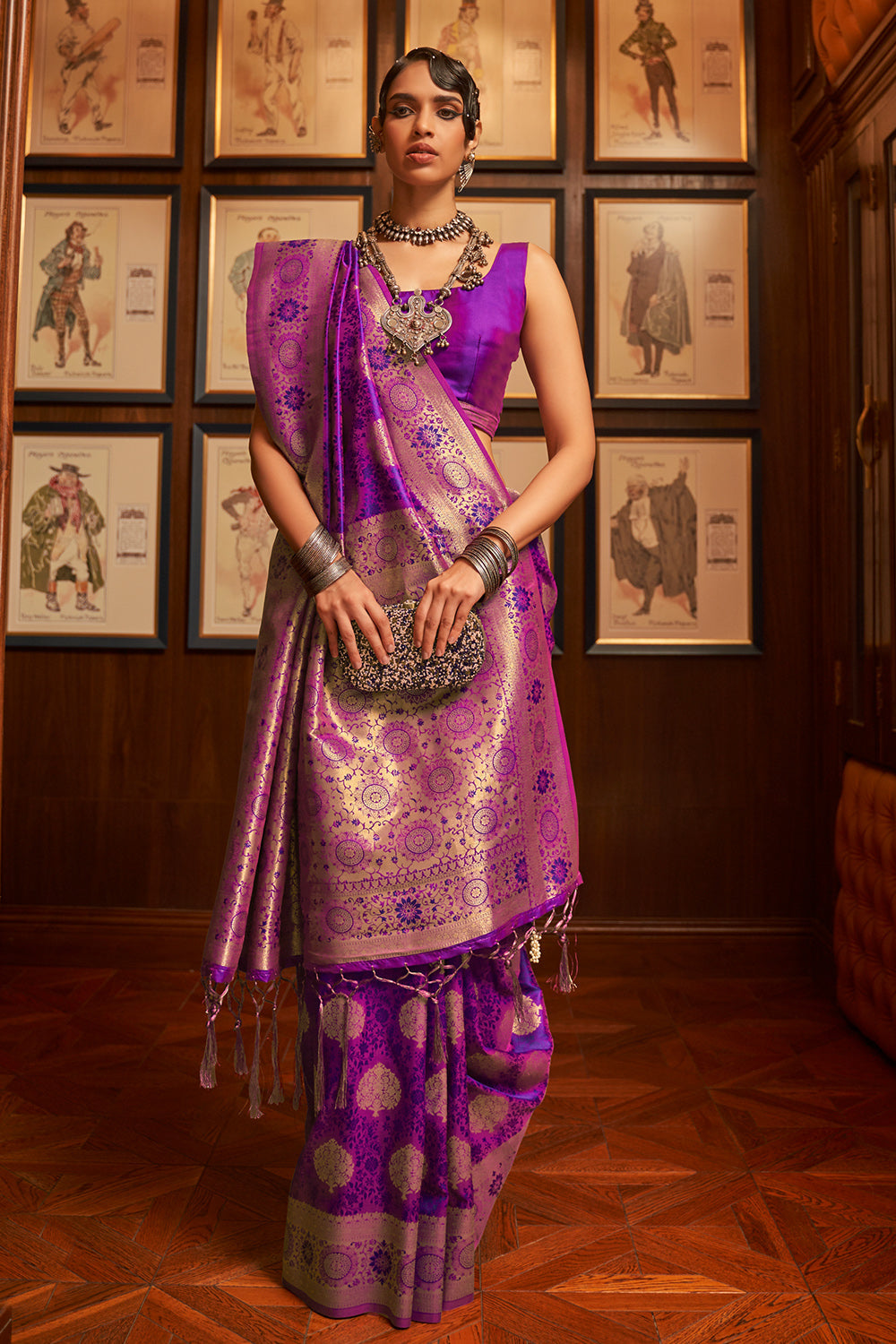 Gorgeous Kanjeevaram Blouse Designs For Trendsetter Bridal Looks