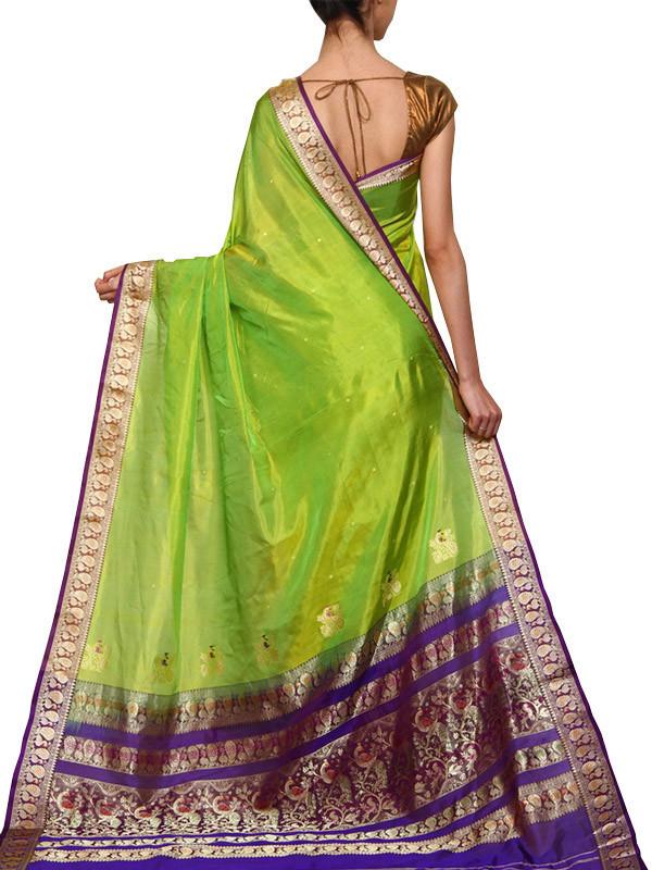 Parrot green daagina silk peshwai paithani saree - Buy online on Karagiri - Free shipping to USA