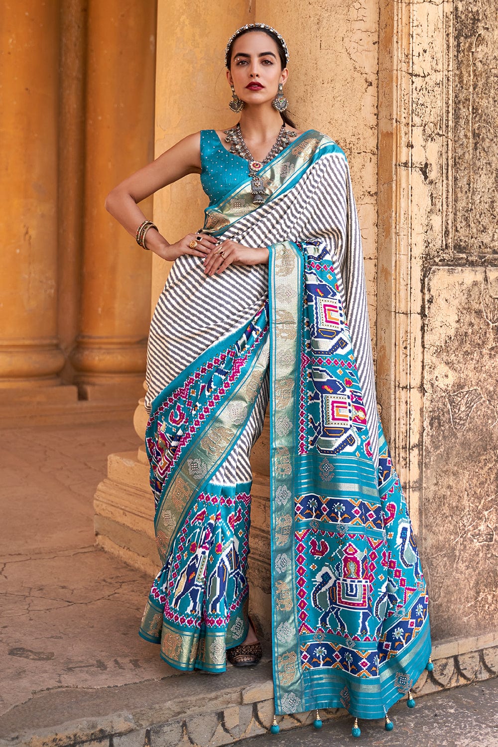 blue saree