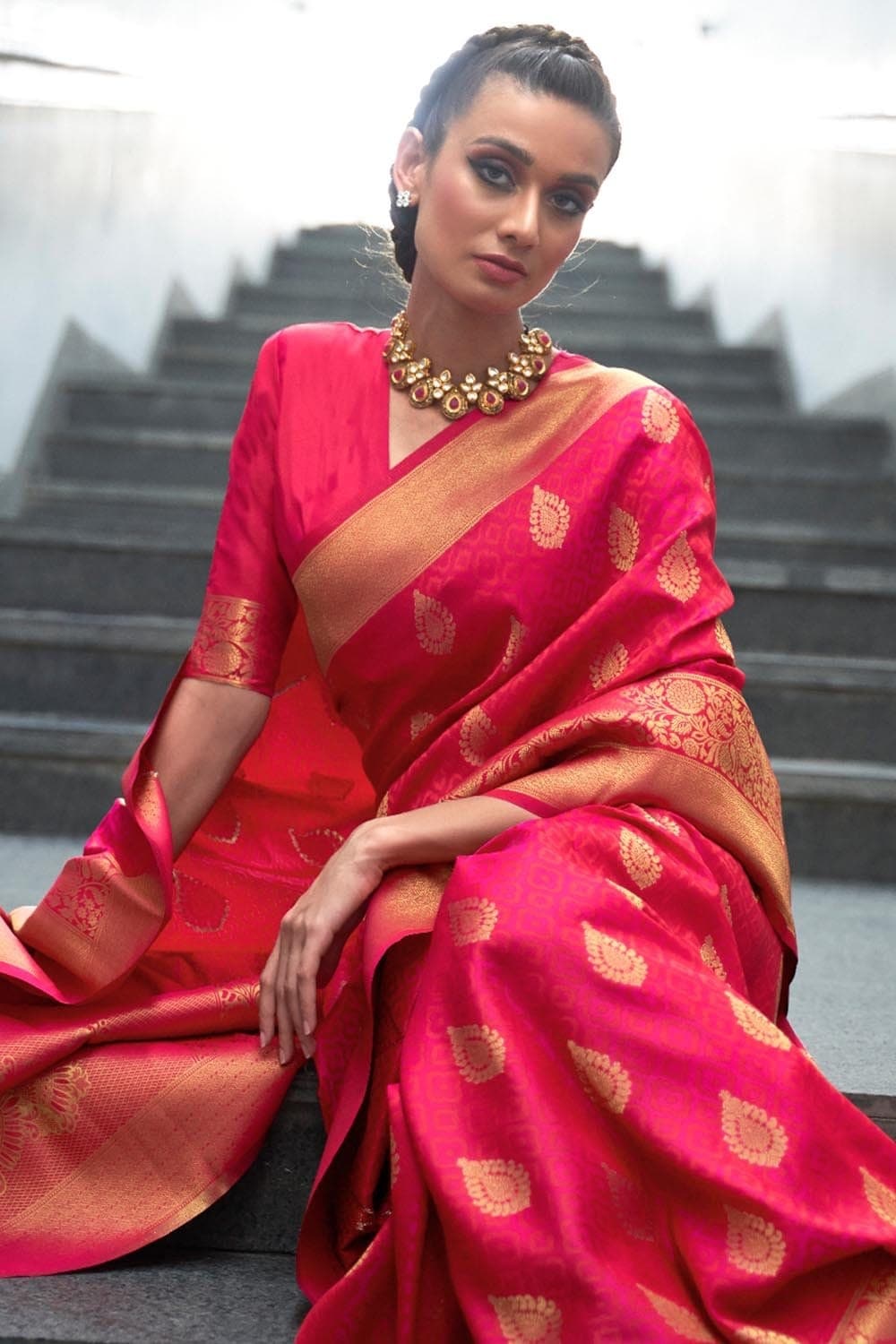 Embrace Of Khaddi Chiffon Banarasi (Possession Of Red)Saree – Monamaar