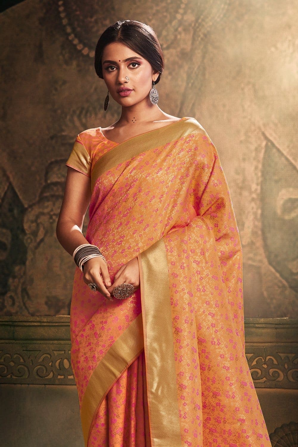 Buy Peach zari woven banarasi saree online at best price - Karagiri