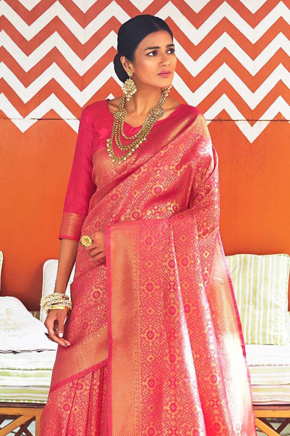 Banarasi Saree Pink Woven Banarasi Brocade Saree saree online