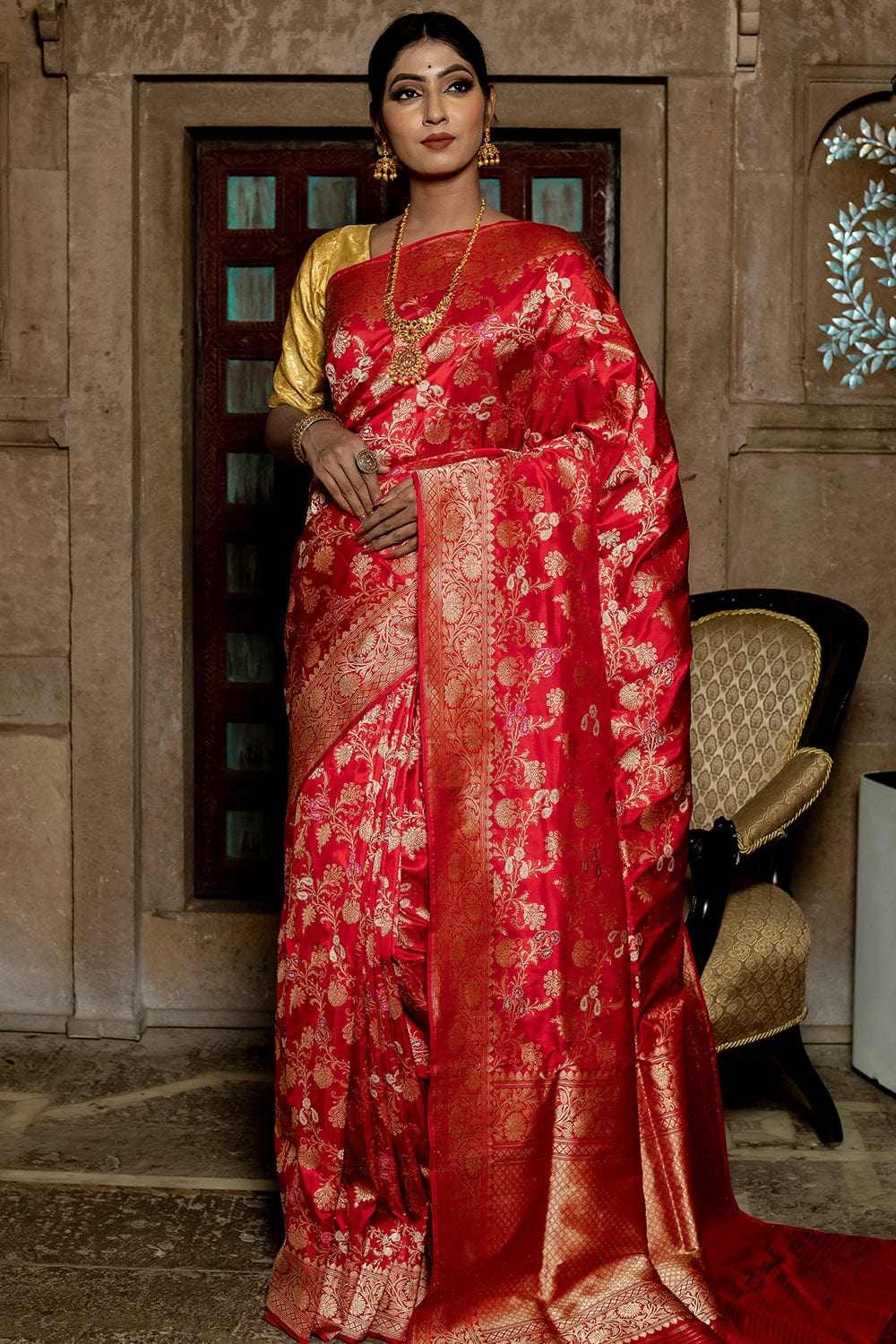 red banarasi saree