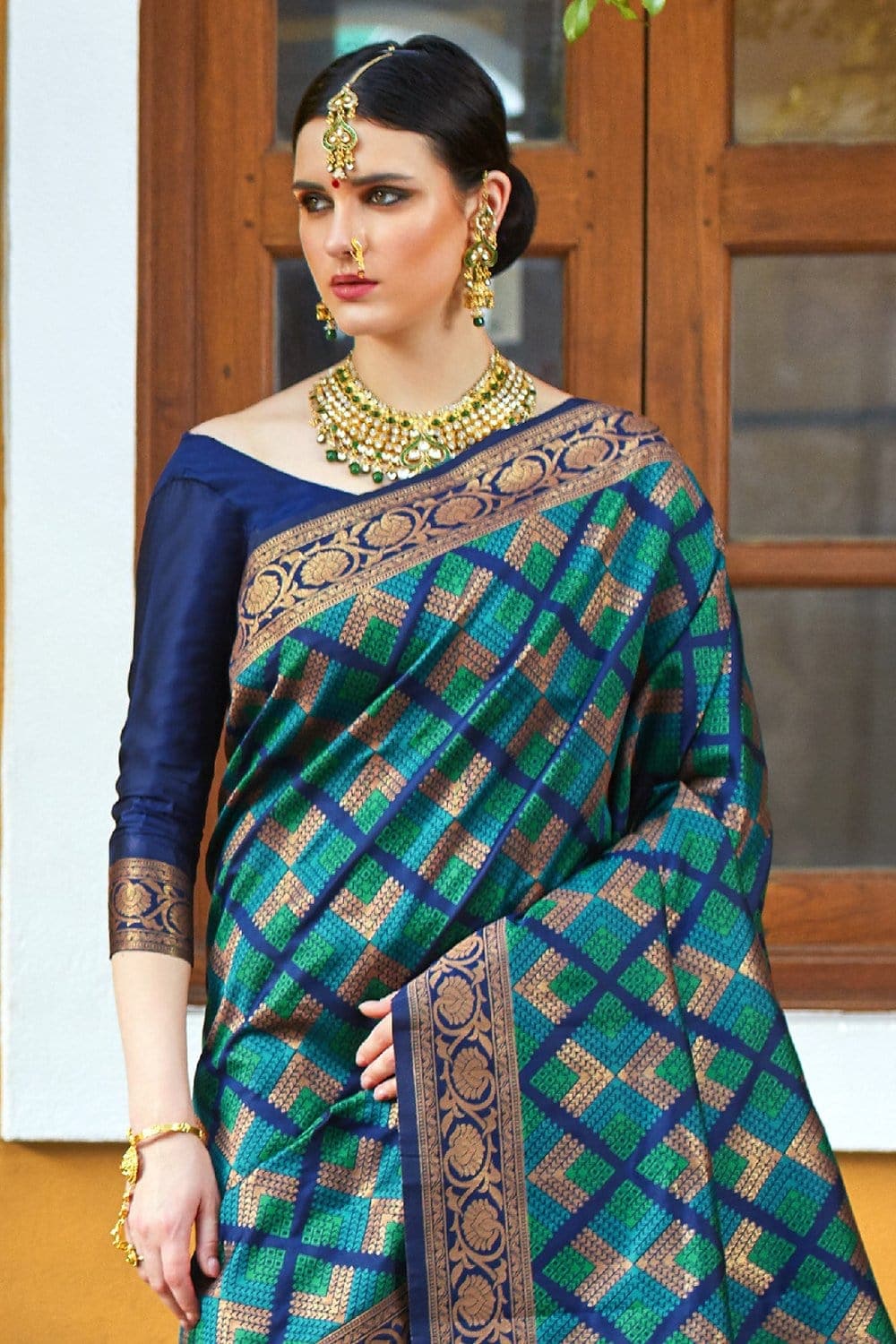 Buy Ivory Dhakai Jamdani Bengal Tant Cotton Partywear Saree Online -  SREV2390 | Appelle Fashion