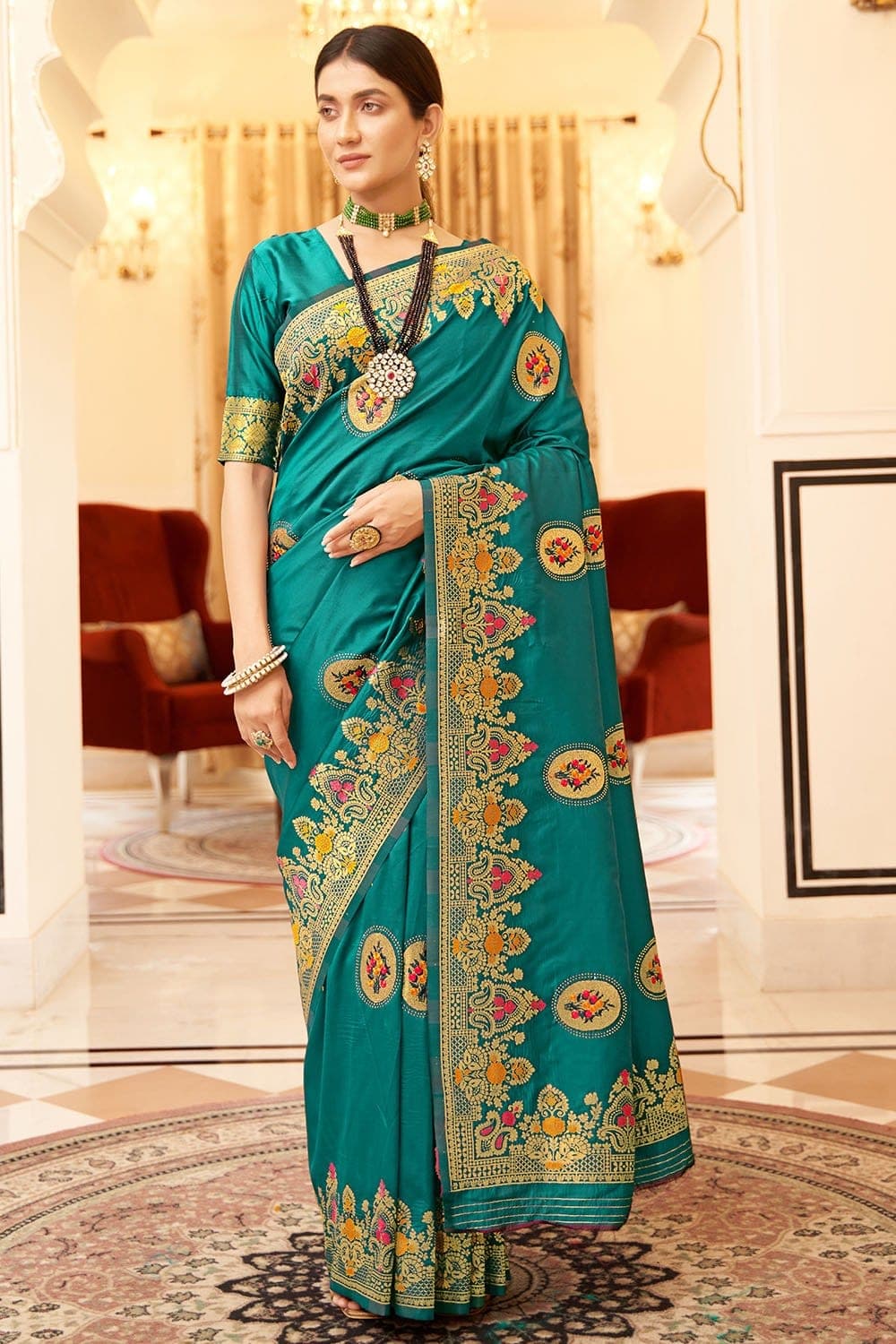 Trending Peacock Green Banarasi Silk Woven Saree|SARV135964