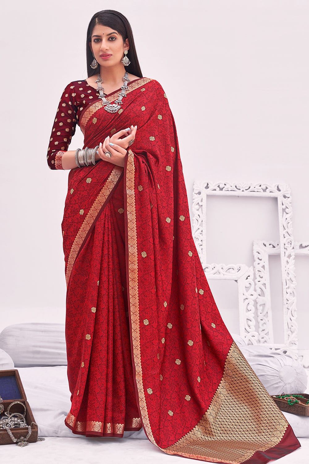 maroon banarasi saree