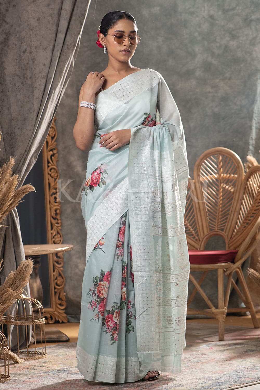 Buy Green Chikankari Saree In Organza Silk With Resham Floral Jaal And  Unstitched Blouse Fabric