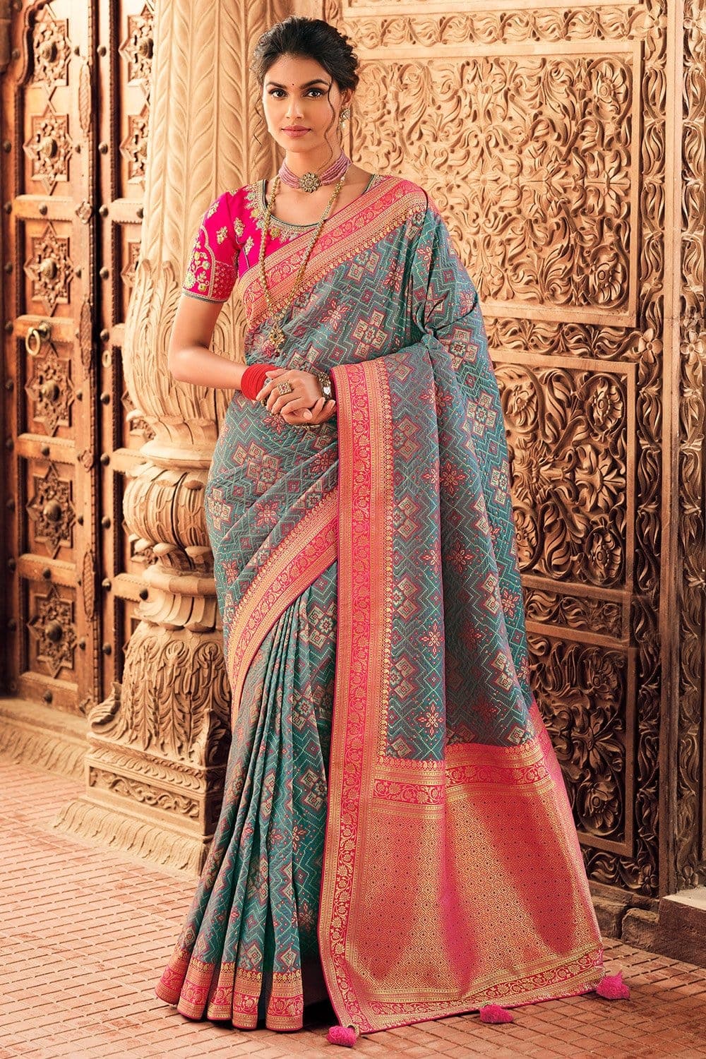 Buy Shocking Pink Banarasi Saree online-KARAGIRI | FESTIVE SALE – Karagiri