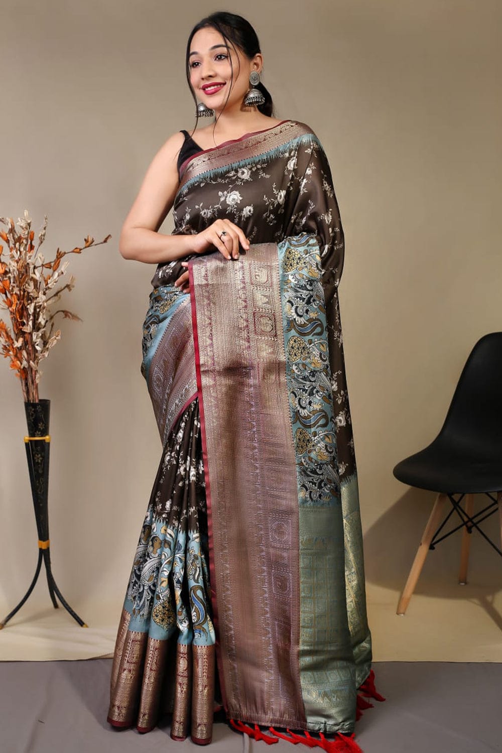 brown digital print saree