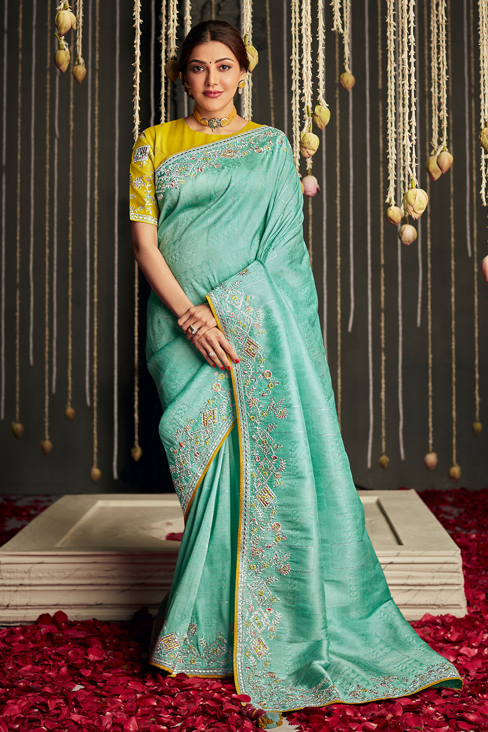 Buy Grey Stripes Tussar Silk Saree Online in USA| Floral Saree Blouse –  Pure Elegance