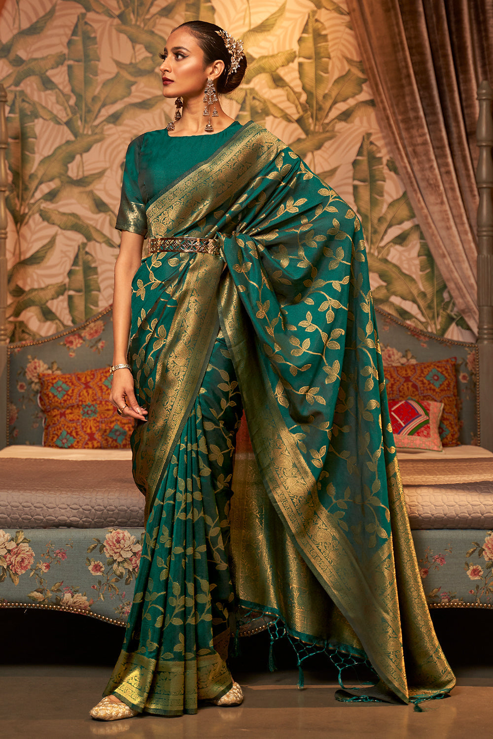 Buy FACE DEAL Saree Women Dark Green Silk Blend Banarasi Saree Online at  Best Prices in India - JioMart.