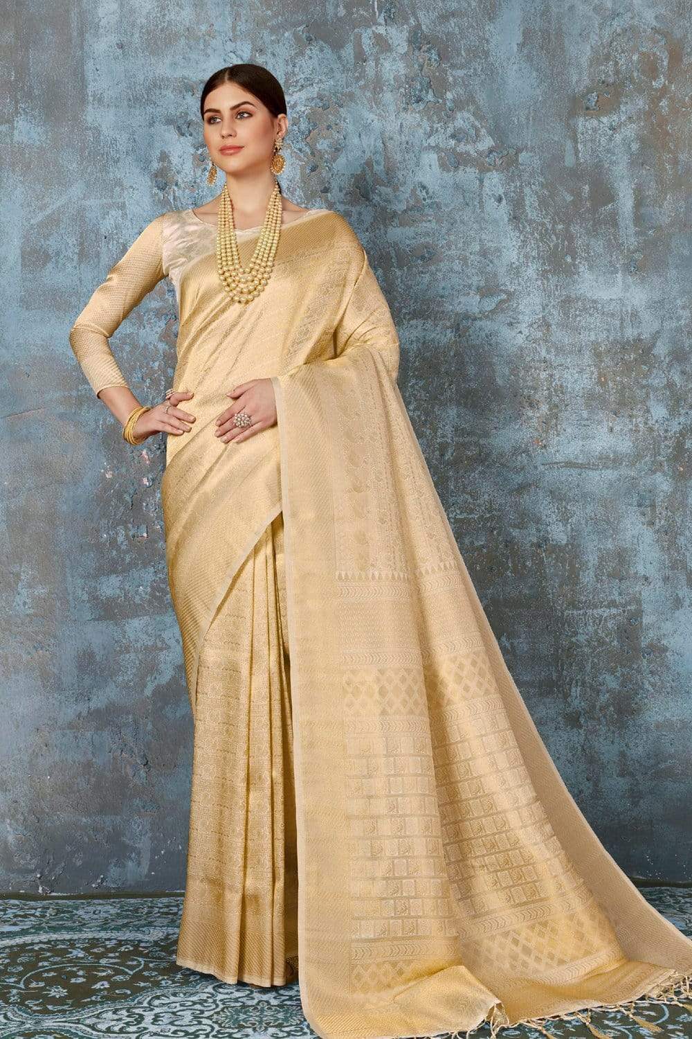 Latest Wedding Sarees Collection 2023