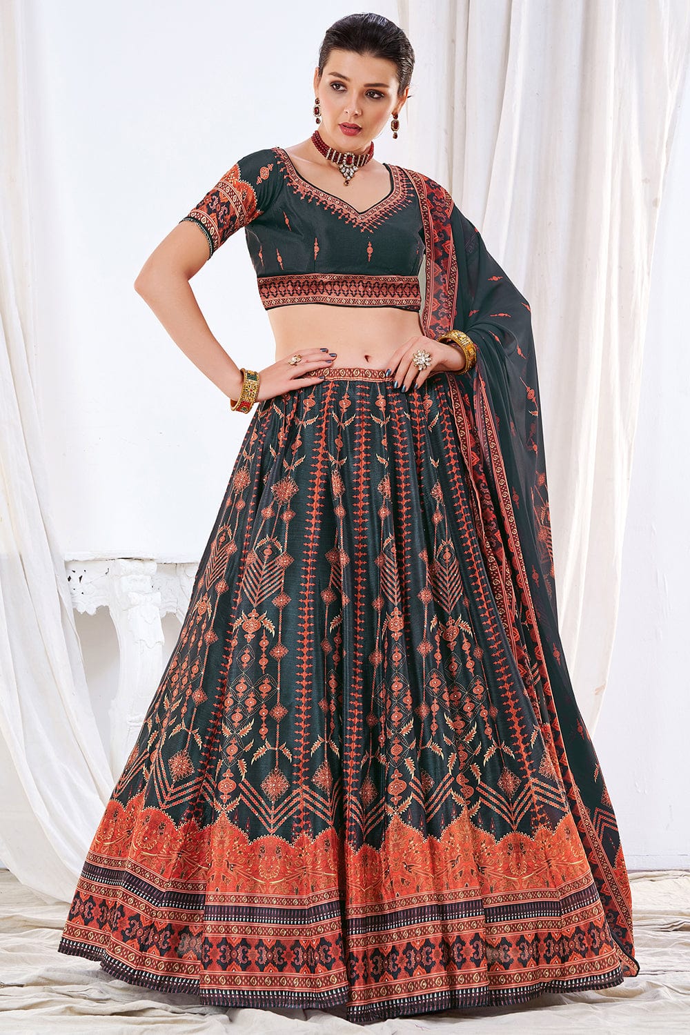 Authentic attractiveness can come out when you dress up in this stupendous  Red A Line ‪#‎LehengaCho… | Red and black lehenga, Party wear lehenga,  Embellished blouse‬