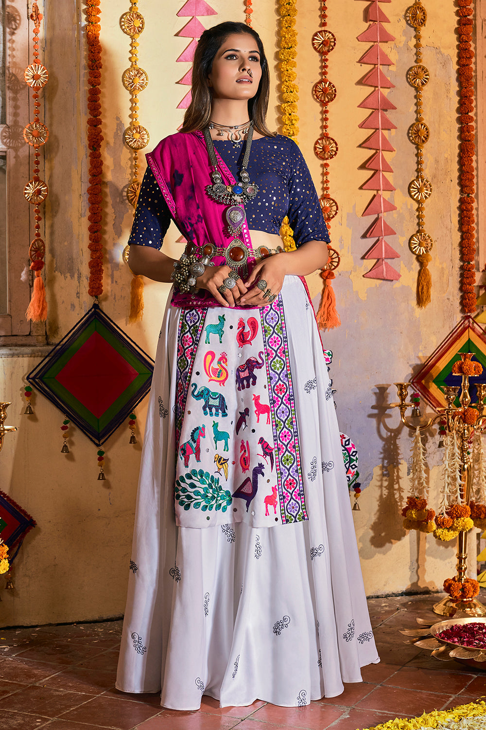 white lehenga choli