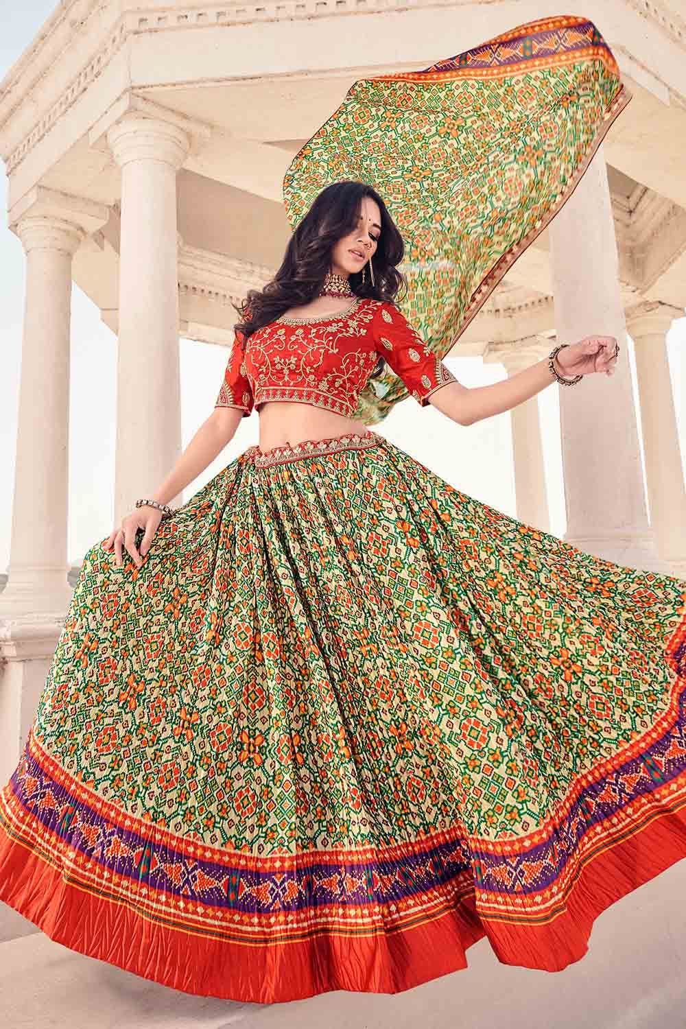An Orange And Green Combination For Mehendi - A Classy Choice | Lehenga  color combinations, Bridal lehenga choli, Bridal lehenga