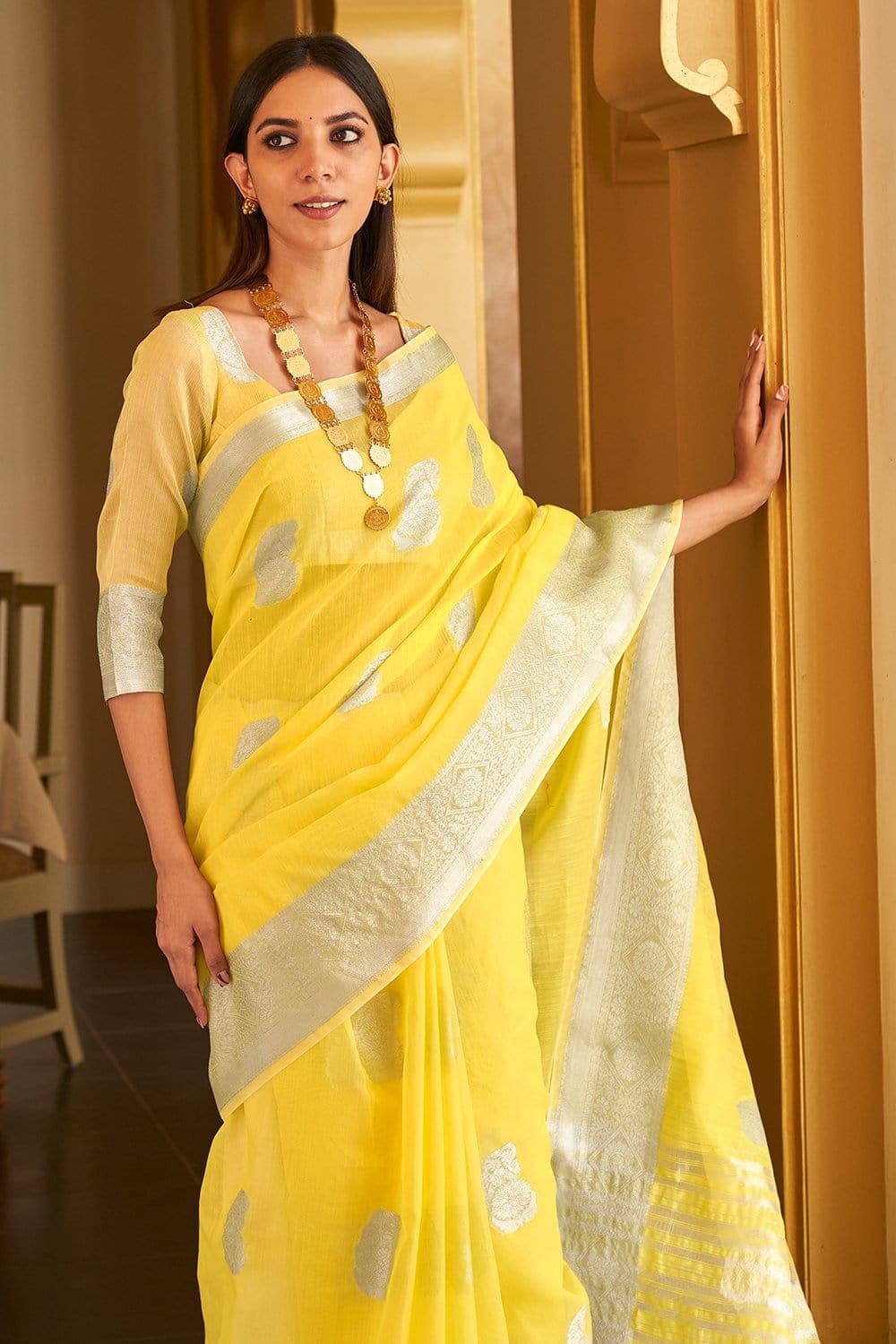 Lemon Yellow Saree with Silver... - Kancheepuram VRK Silks | Facebook