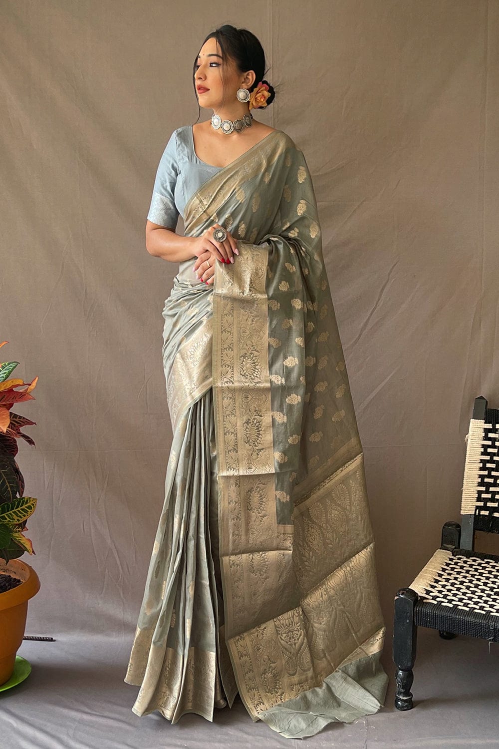 grey saree