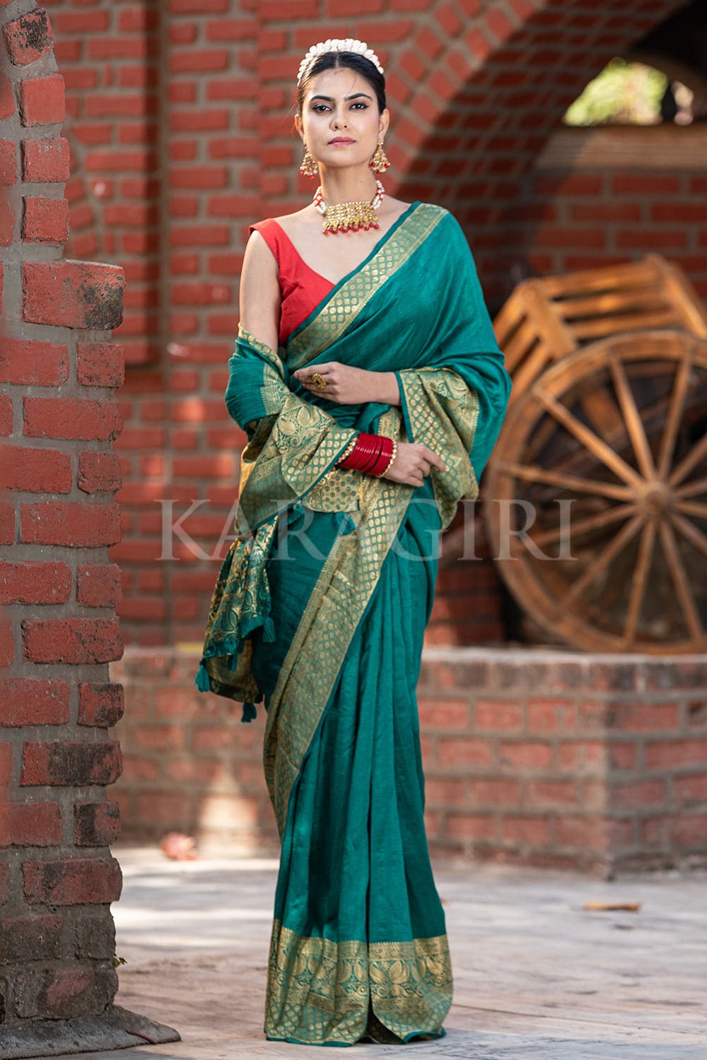 Green Colour Soft Lichi Silk Golden Jari All Over the Body With Heavy  Jaquard Tree Design Full Body With Trendy and Grand Rich Pallu - Etsy | Silk  saree kanchipuram, Saree designs,