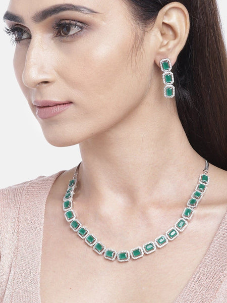 Simple And Sleek Emerald Green Diamond Necklace Set