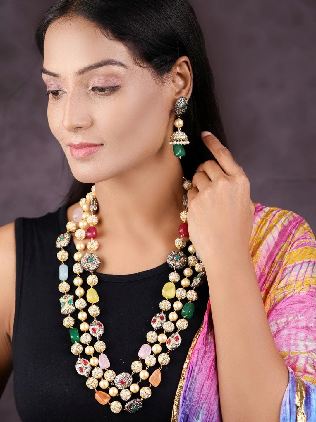 Buy Light Contrast Color Kundan Necklace and Set online-Karagiri – Karagiri  Global