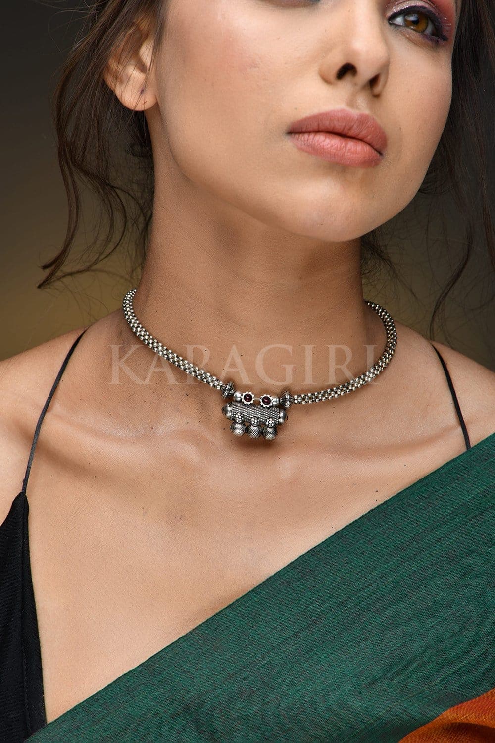 FASHIONABLE TRADITIONAL OXIDISED JEWELLERY at Rs 275.00 | Oxidized Jewellery  | ID: 2851820880088