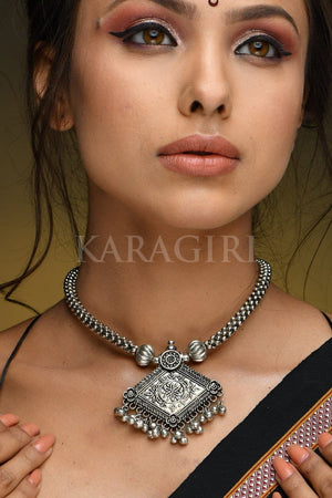 Sarees - Buy Beautiful Indian Sarees Online at Best Price | Nalli