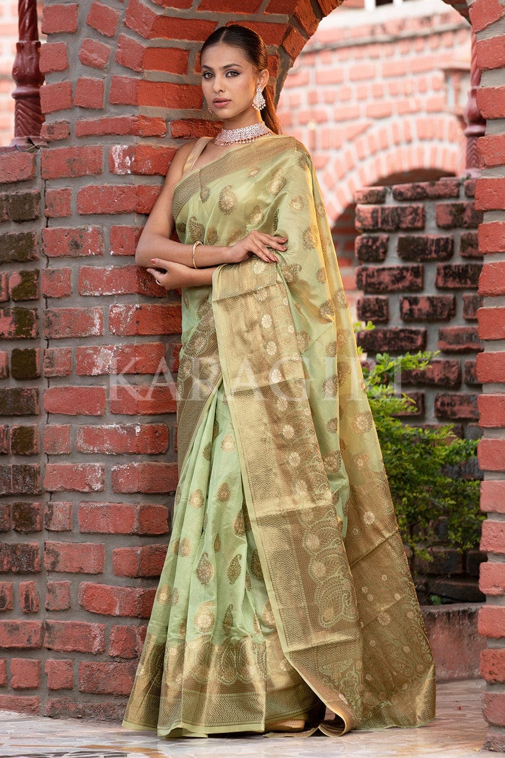 Bandhani on Pure Organza Saree with Pattern on Pallu - Green – Naina Jain