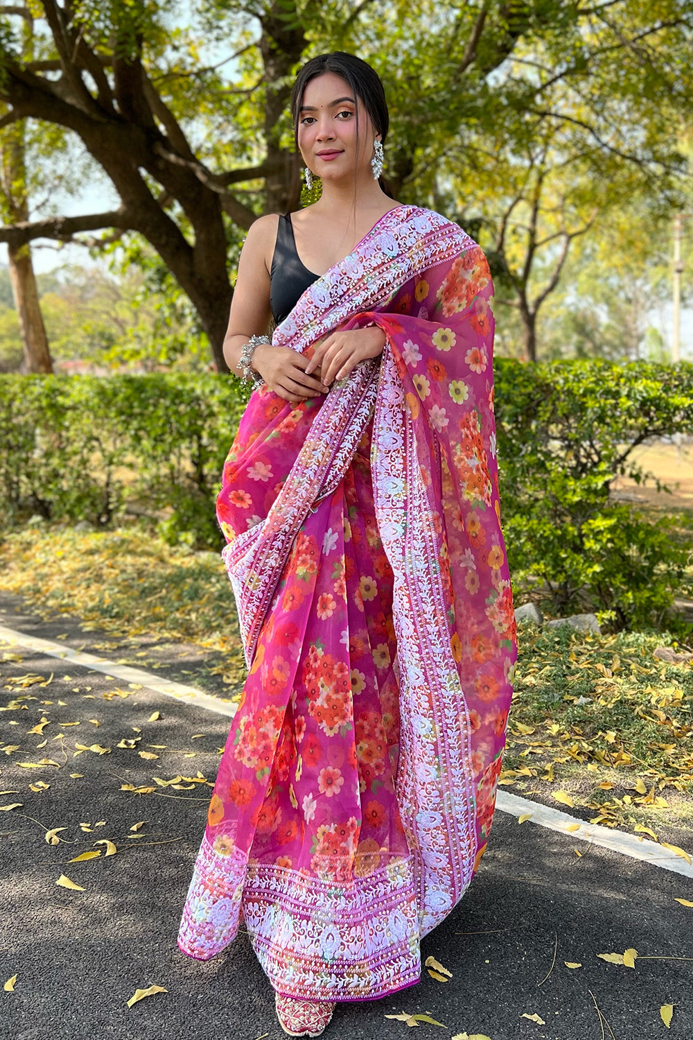 Pink Silver Pure Embroidery Linen Pure Saree – Paarijaatham.com