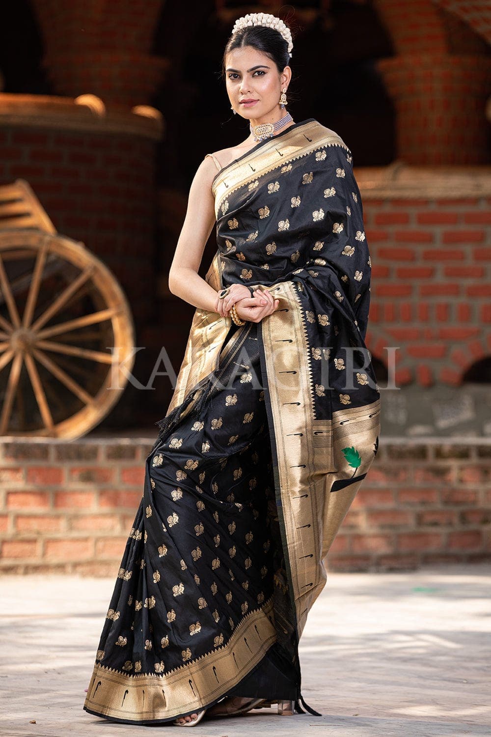 Buy VRINDITA FASHION Embellished Bollywood Cotton Silk Green Sarees Online  @ Best Price In India | Flipkart.com