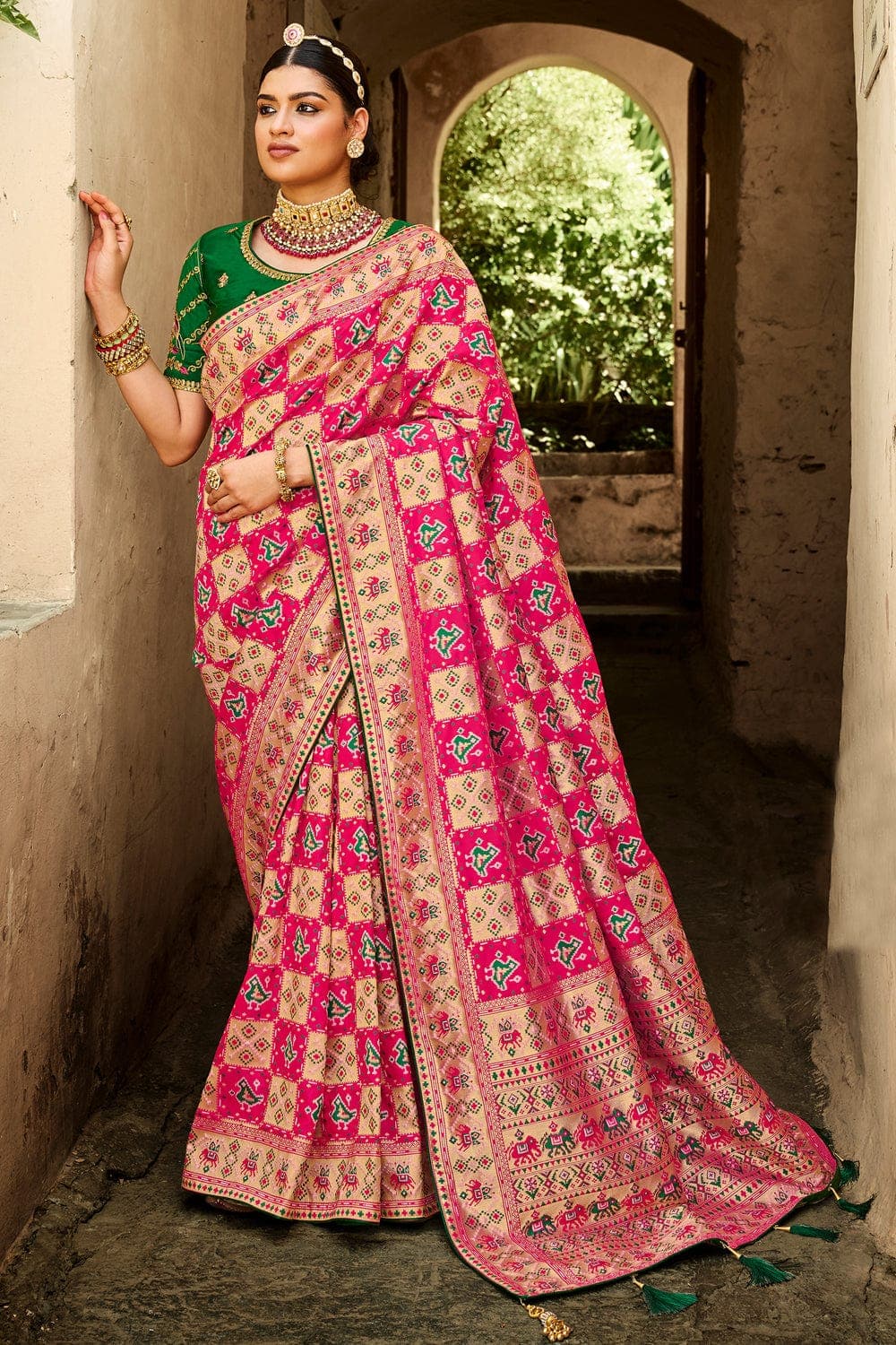 Buy Green And red Smooth Silk Saree online-Karagiri