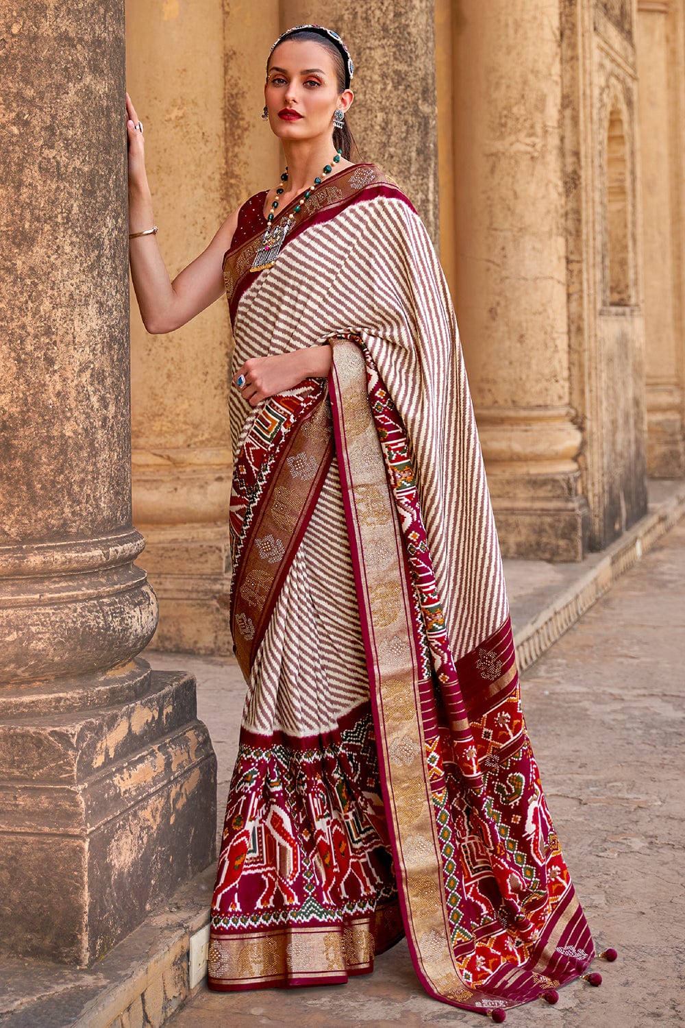 Buy Candy Apple Red Silk Saree online-Karagiri