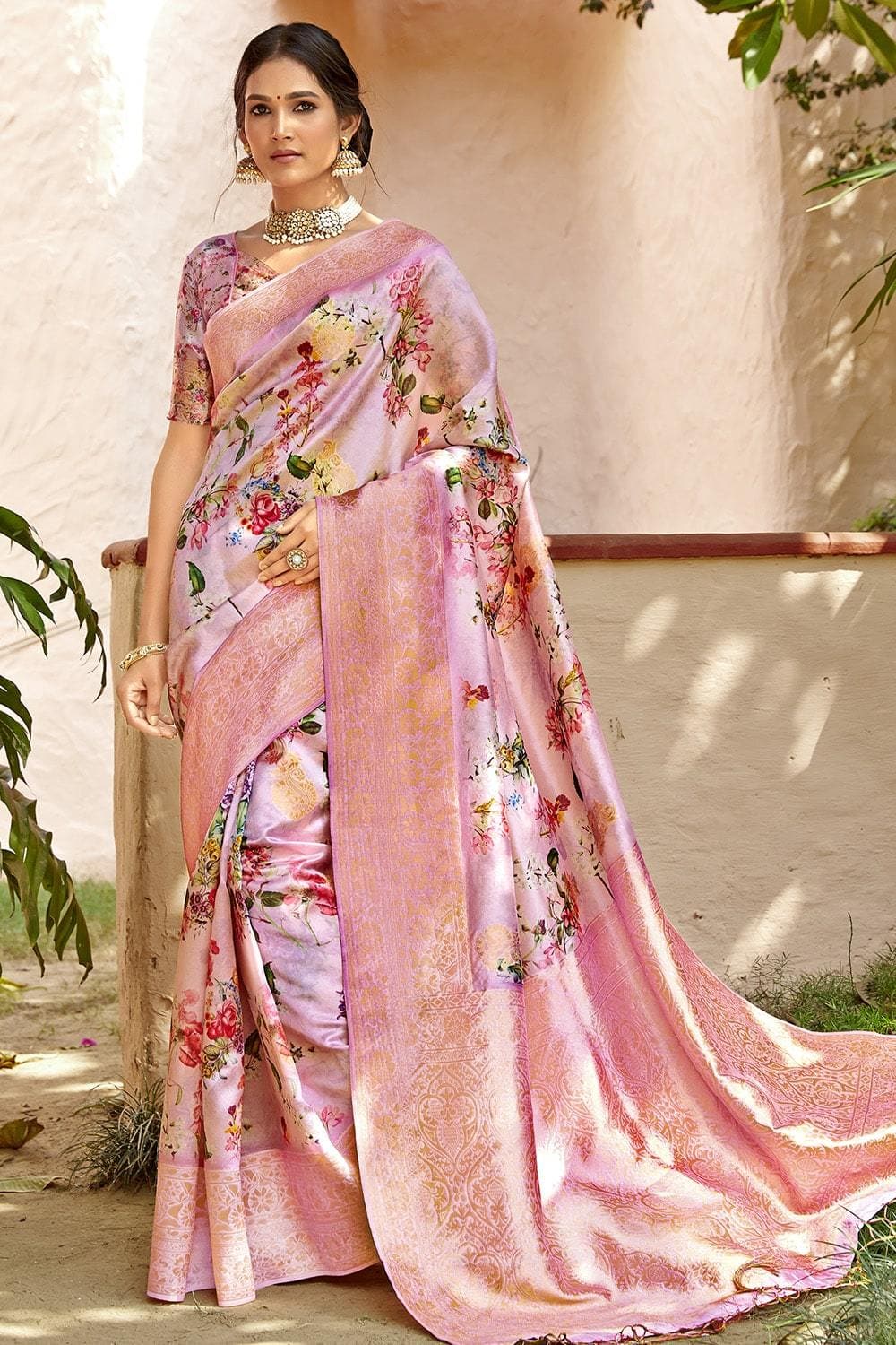 Buy the amazing Flamingo Pink Satin Silk Saree online-Karagiri ...