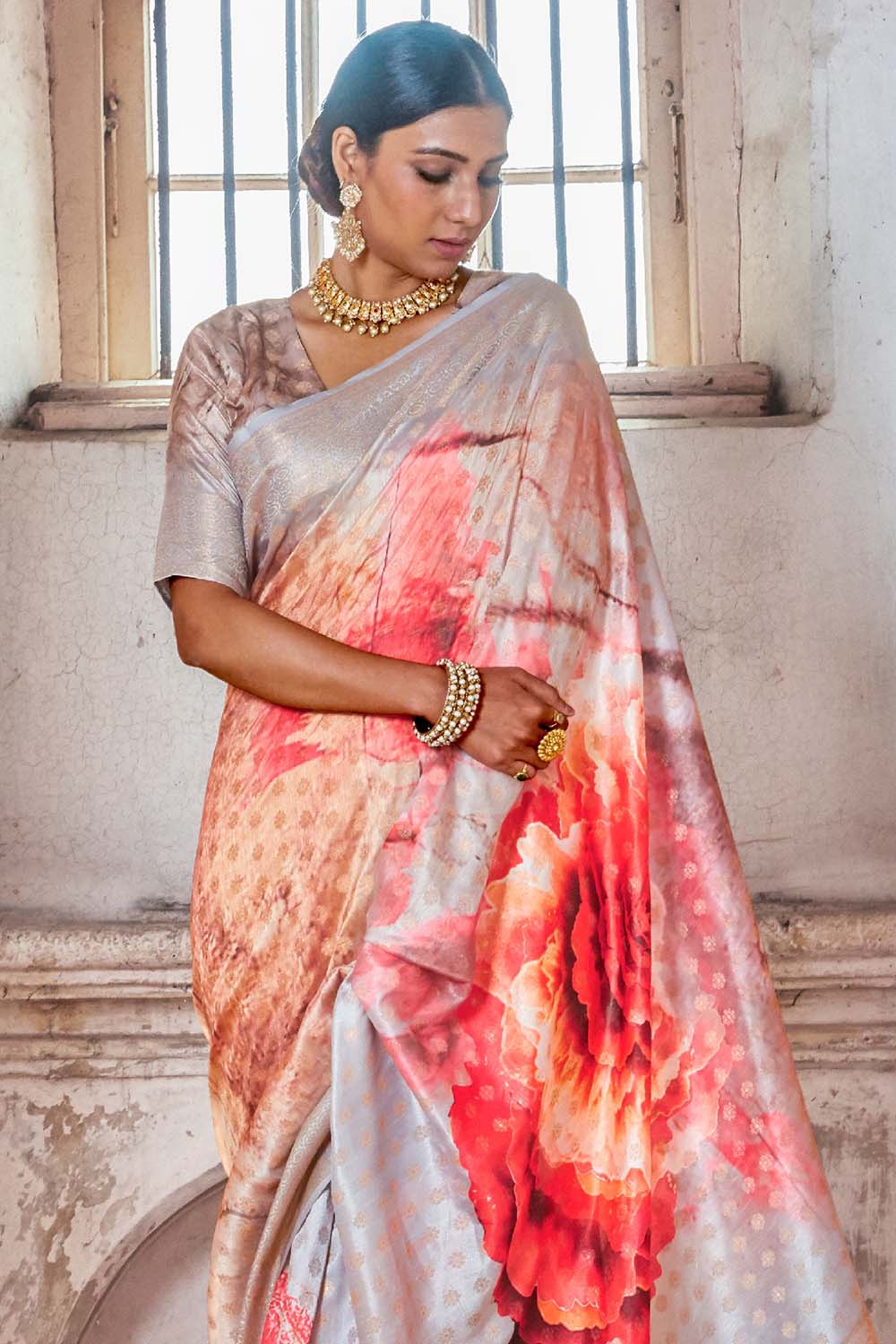 Buy grey satin silk saree online on Karagiri | ONGOING SALE – Karagiri  Global