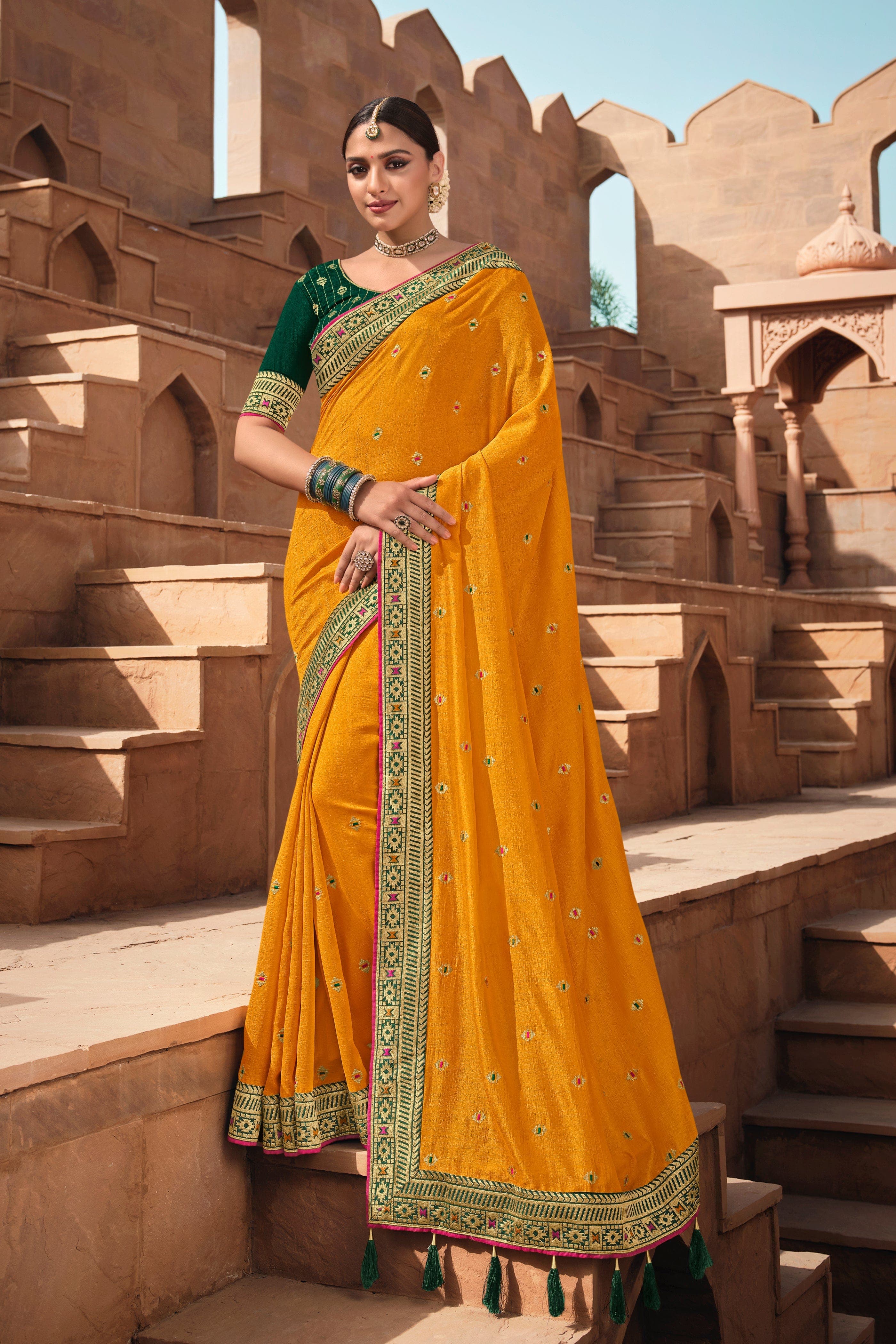 Wedding Wear Green Stylish Cotton Silk Saree, 6.3 m (With Blouse Piece) at  Rs 499 in Surat