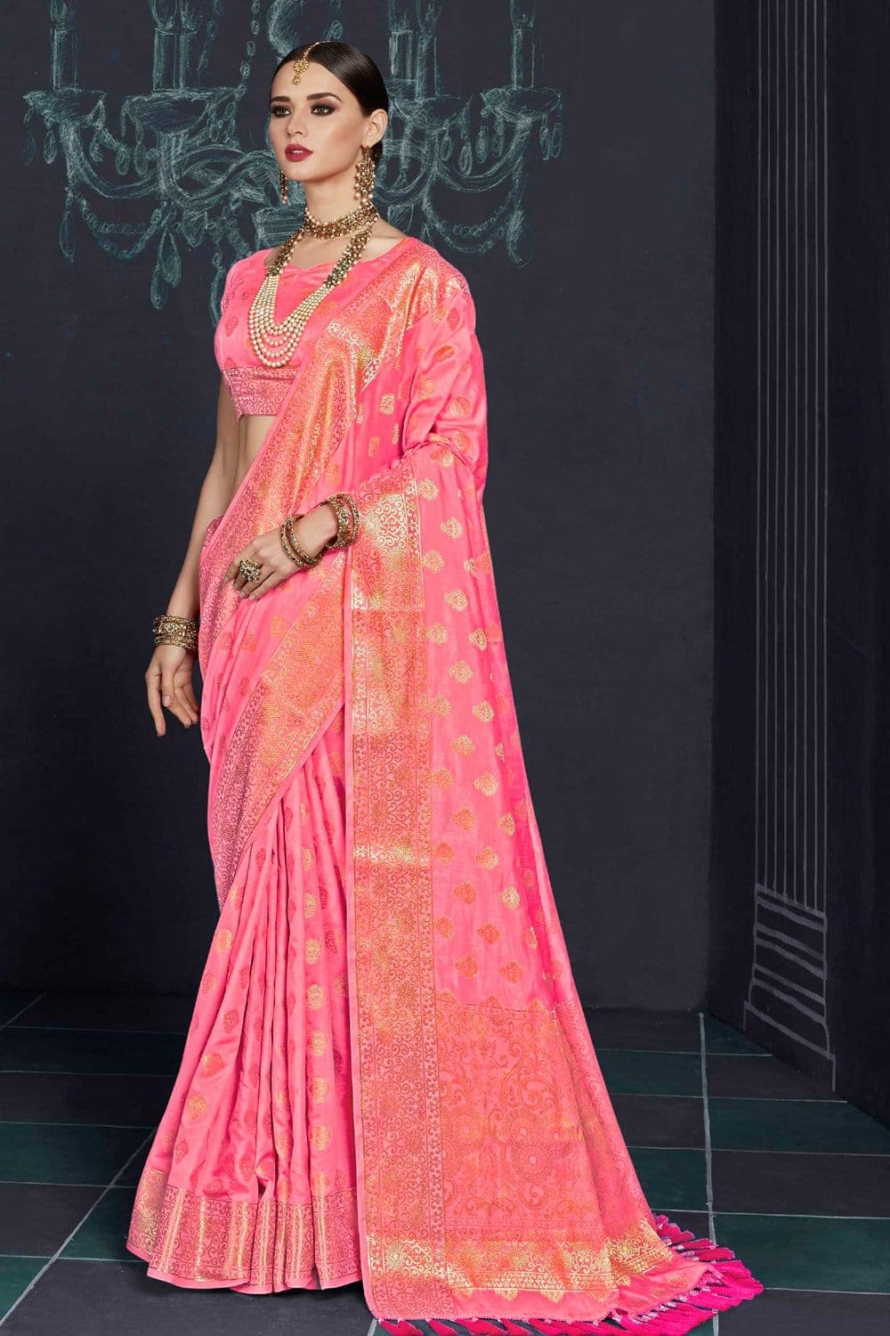 Baby pink south silk saree with monochrome blouse - Buy online on Karagiri - Free shipping to USA