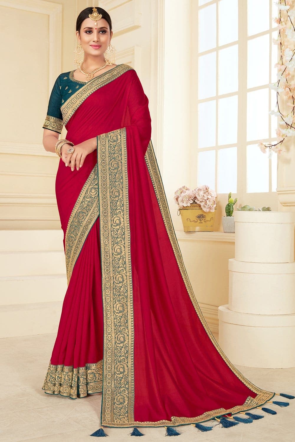 Chilli red 2024 colour wedding sarees