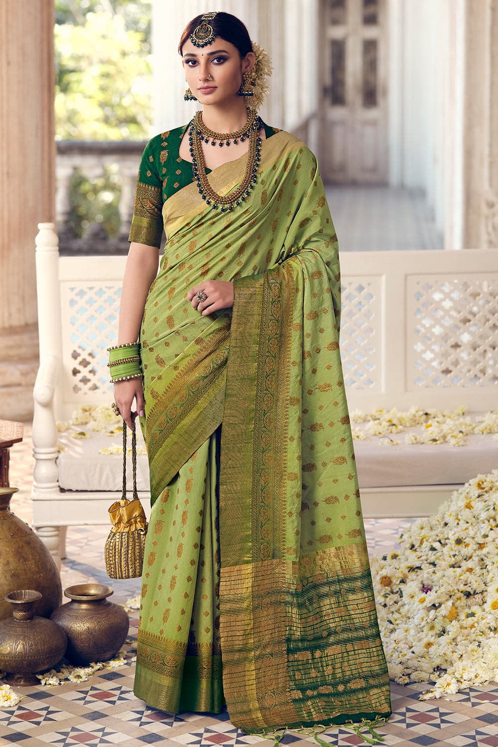 Women jacqurad Knitted olive-green Saree.